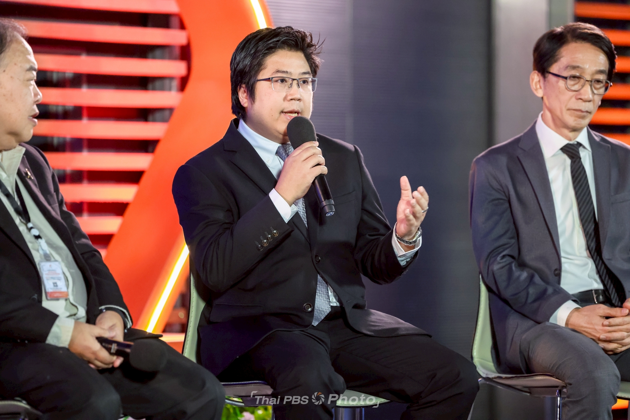 ภาพบรรยากาศการแถลงข่าวความร่วมมือการรายงานผลคะแนนการเลือกตั้ง 69