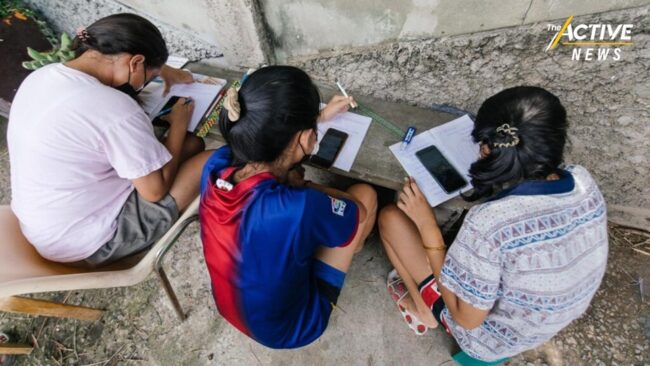 สพฐ. คลายล็อก ใช้งบฯ โรงเรียน “ซื้อซิมอินเทอร์เน็ต” เยียวยาผลกระทบด้านการศึกษา