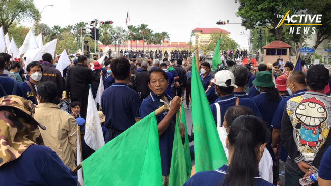 สมาพันธ์เกษตรกรฯ จ่อหน้าทำเนียบ กดดัน ครม. อนุมัติงบฯ แก้หนี้ 2 พันล้าน