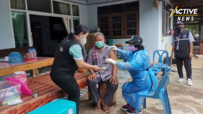 ตัวเลขฉีดเข็ม 3 ยังต่ำ แค่ 32.6% ศบค. ห่วงกลุ่มเสี่ยงเสียชีวิตพุ่งหลังสงกรานต์