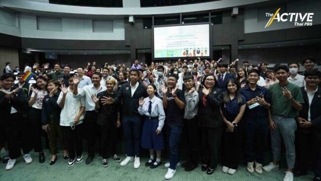 เยาวชน ตบเท้าเข้าสภาฯ ขายนโยบายพัฒนา กทม.