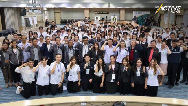 นศ. แพทย์-ทันตะ-เภสัชฯ เปิดเวที “กาวน์ใจ” ถกปัญหา-ทางออก แก้ปมเครียด-ซึมเศร้า