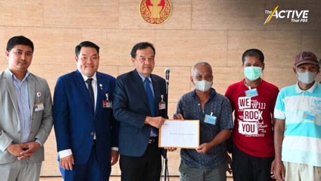 ชาวบ้านบุกสภาฯ ยื่นหนังสือค้านเขื่อนวังหีบ นครศรีธรรมราช