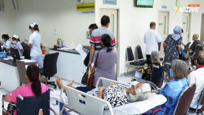 'สมศักดิ์' พร้อมคุยกลุ่มผู้ป่วยบัตรทอง กทม. แก้ปมใบส่งตัว