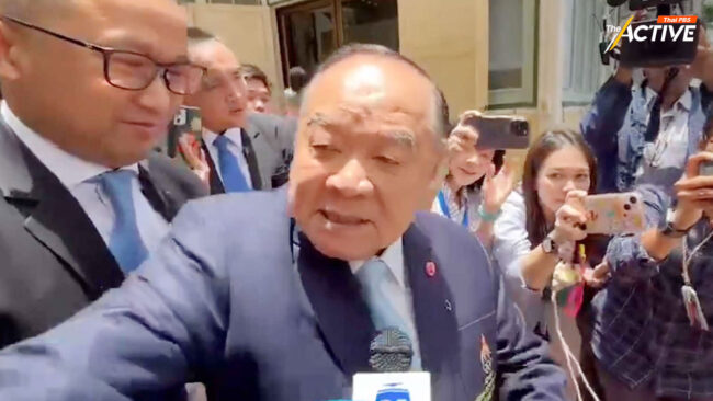 องค์กรวิชาชีพสื่อ – Thai PBS ยื่นสอบจริยธรรม ‘พล.อ. ประวิตร’ ปมวีนใส่นักข่าว