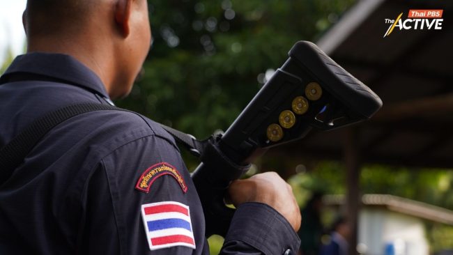 “แนวหน้าไร้ค่าตอบแทน” เปิดใจ ชรบ.บ้านทุ่งสมเด็จ ในวันที่ชายแดนยังไม่สงบ