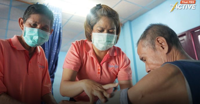 ส่องบทบาท Caregiver ท่ามกลางแนวคิด-นโยบาย ‘อาสาพยาบาล’