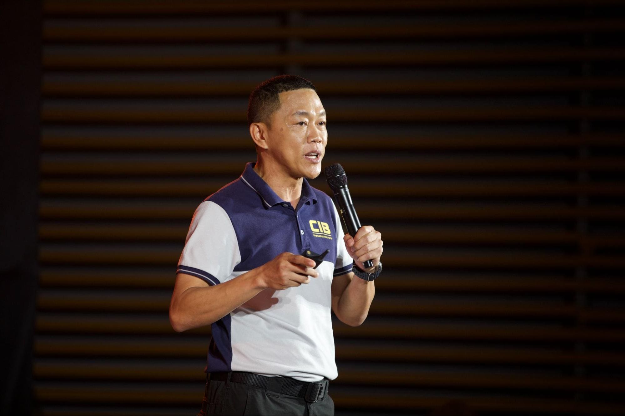 พ.ต.อ.เนติ วงษ์กุหลาบ รองผู้บังคับการ กองบังคับการปราบปรามการกระทำความผิดเกี่ยวกับอาชญากรรมทางเทคโนโลยี กองบัญชาการตำรวจสอบสวนกลาง (CIB)