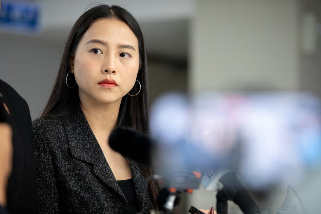 ไอซ์ รักชนก ศรีนอก