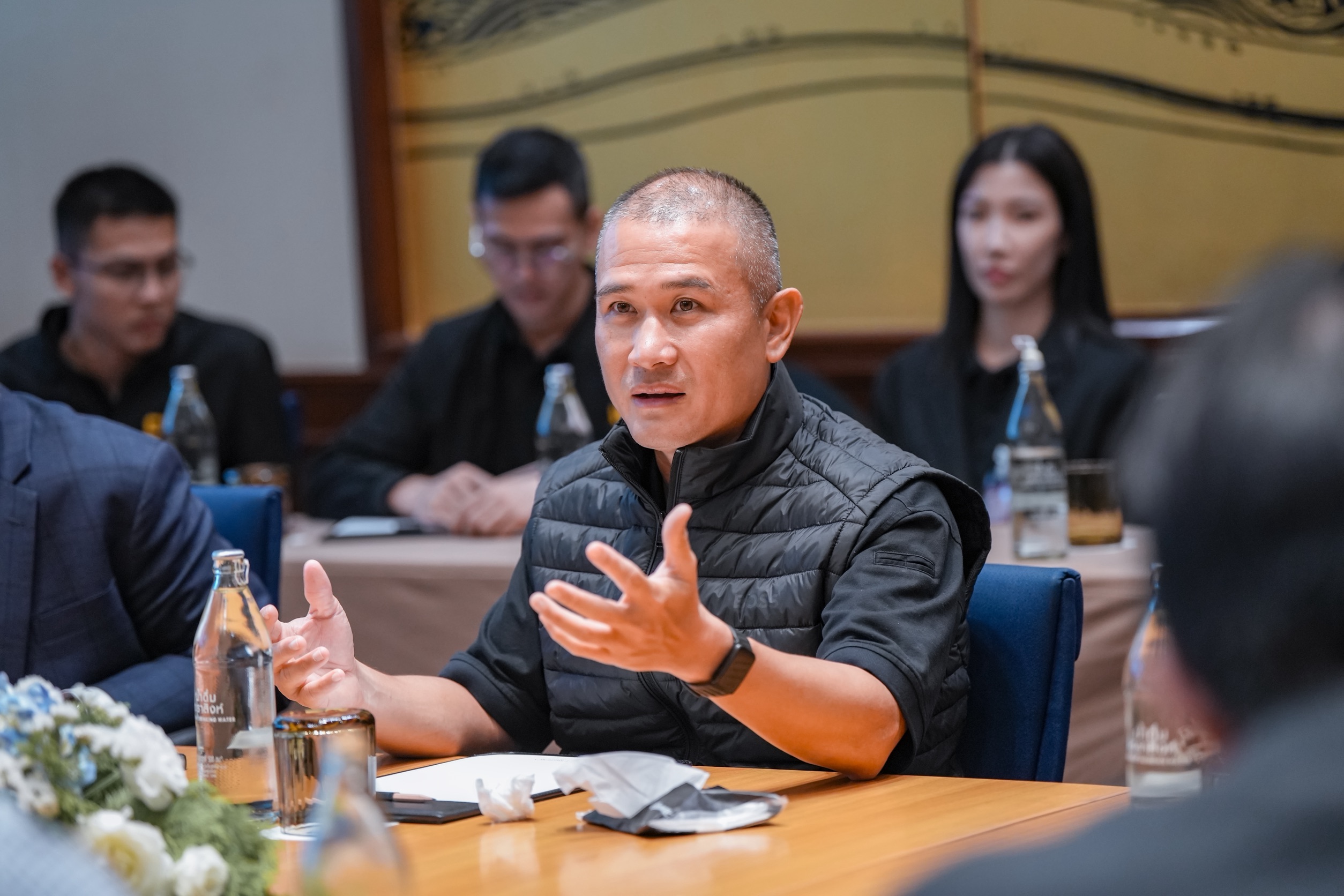 พล.ต.ท. จิรภพ ภูริเดช ผู้ช่วย ผบ.ตร. และหัวหน้าศูนย์ต่อต้านการฉ้อโกงออนไลน์