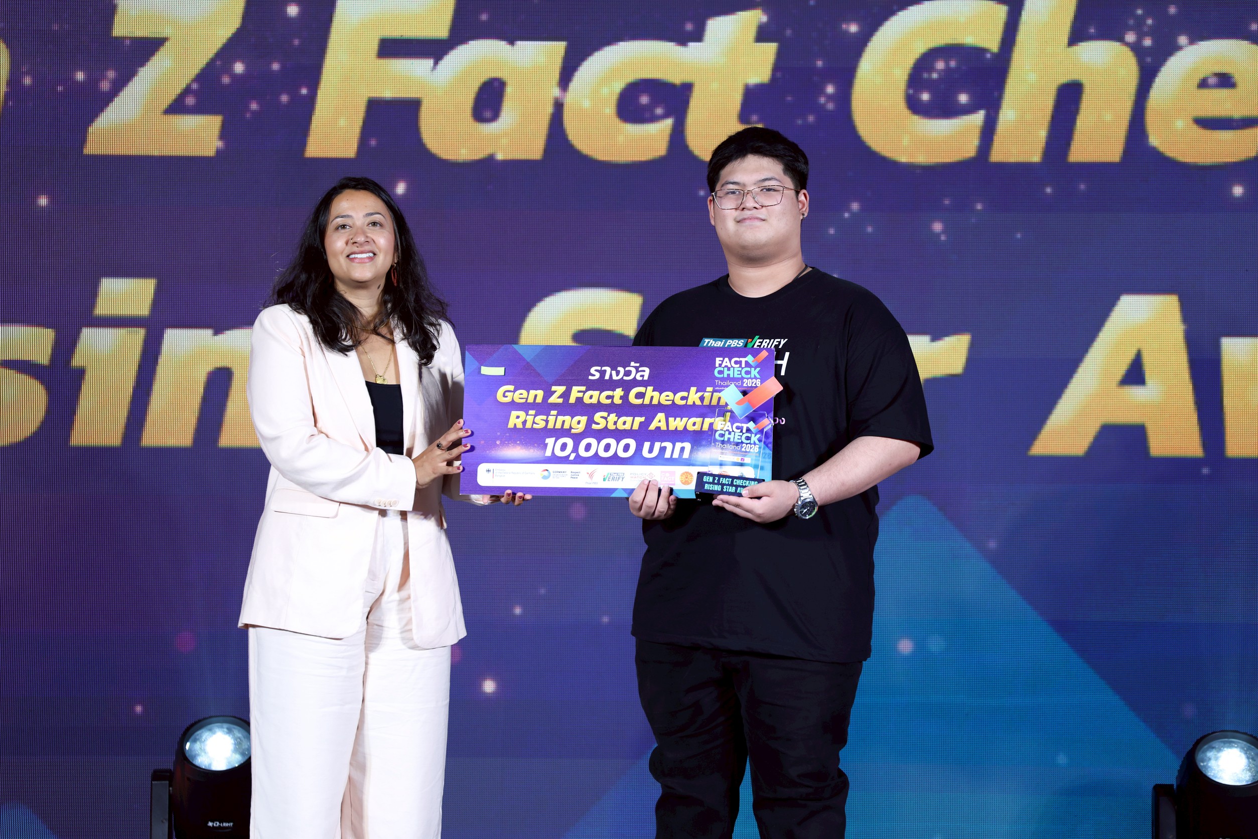 นายวรภพ นามแก้ว นักเรียนโรงเรียนมัธยมสังคีตวิทยา กรุงเทพฯ 