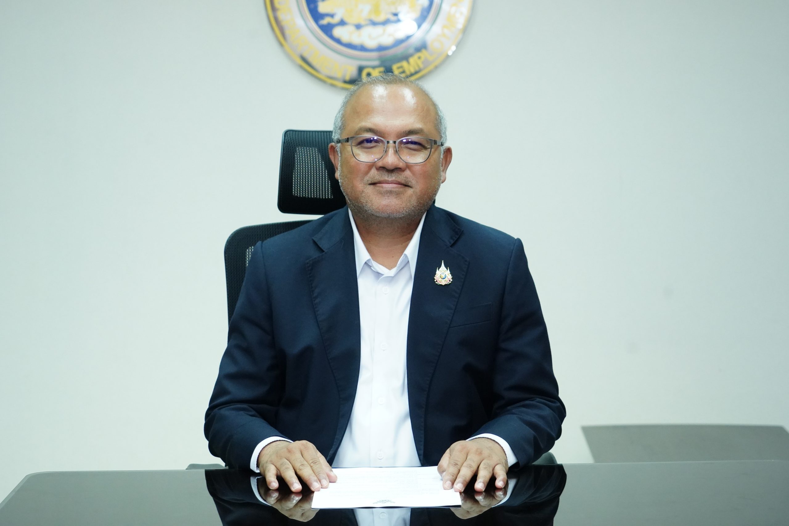 คุณสนธยา กาลาศรี ผู้ตรวจราชการกรมการจัดหางาน กระทรวงแรงงาน