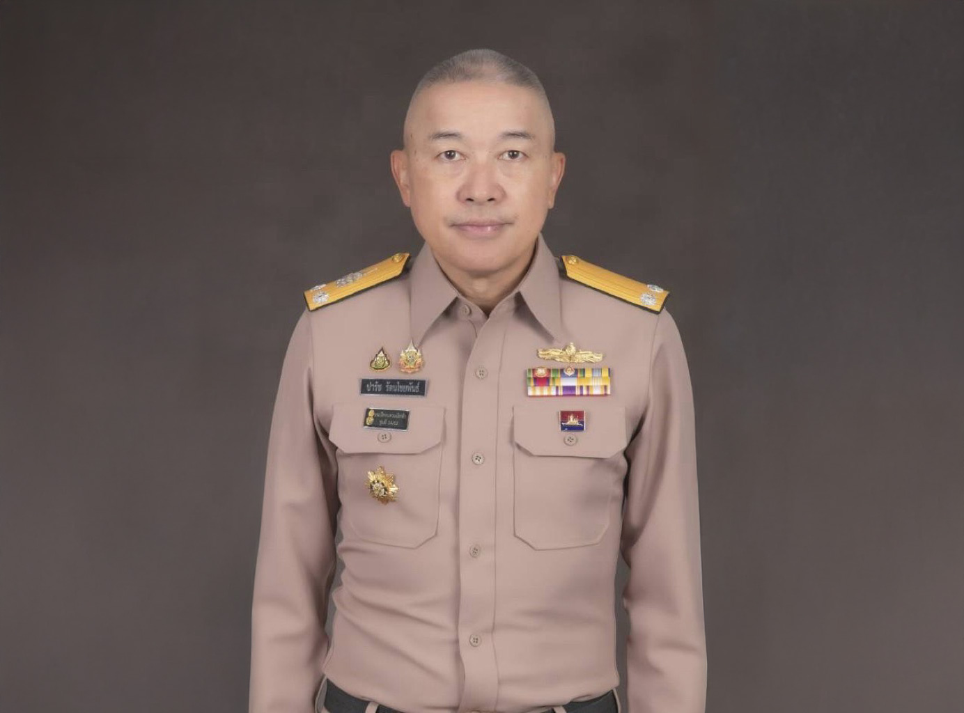 พลเรือตรี ปารัช รัตนไชยพันธ์ โฆษกกองทัพเรือ